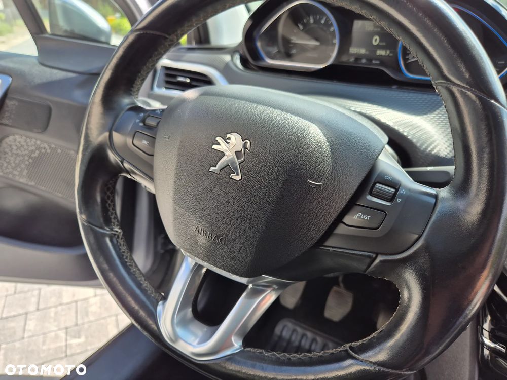 Peugeot 2008 1.2 Pure Tech Crossway S&S - 30
