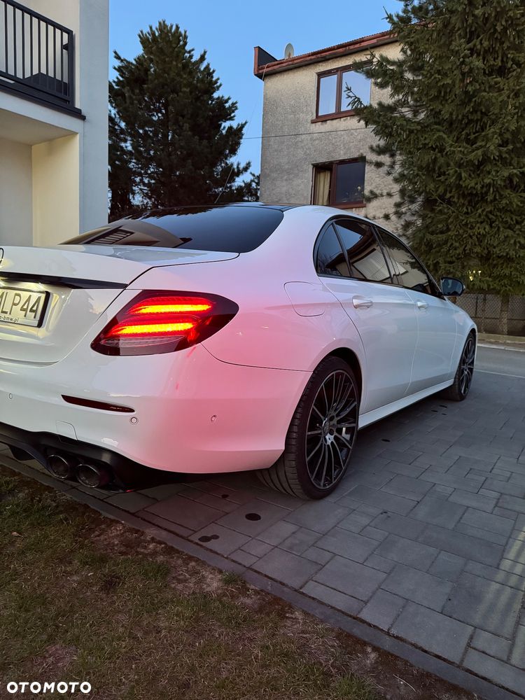 Mercedes-Benz Klasa E - 5