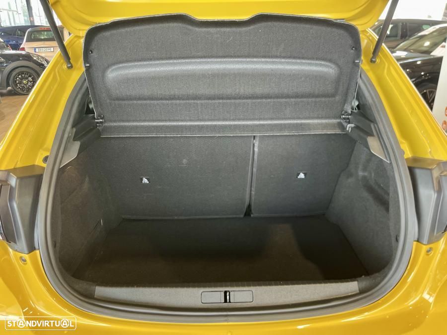 Peugeot 208 1.2 PureTech Allure Pack EAT8 - 31