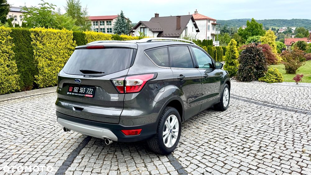 Ford Kuga - 11