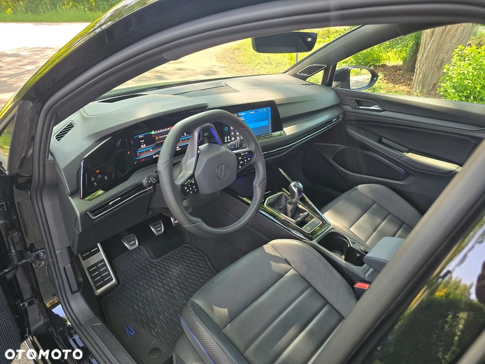 Volkswagen Golf - 14