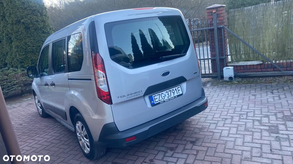 Ford Tourneo Connect - 4