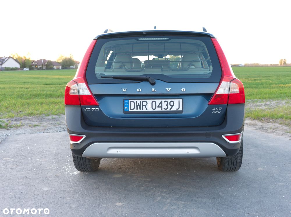 Volvo XC 70 2.4D AWD Momentum - 15