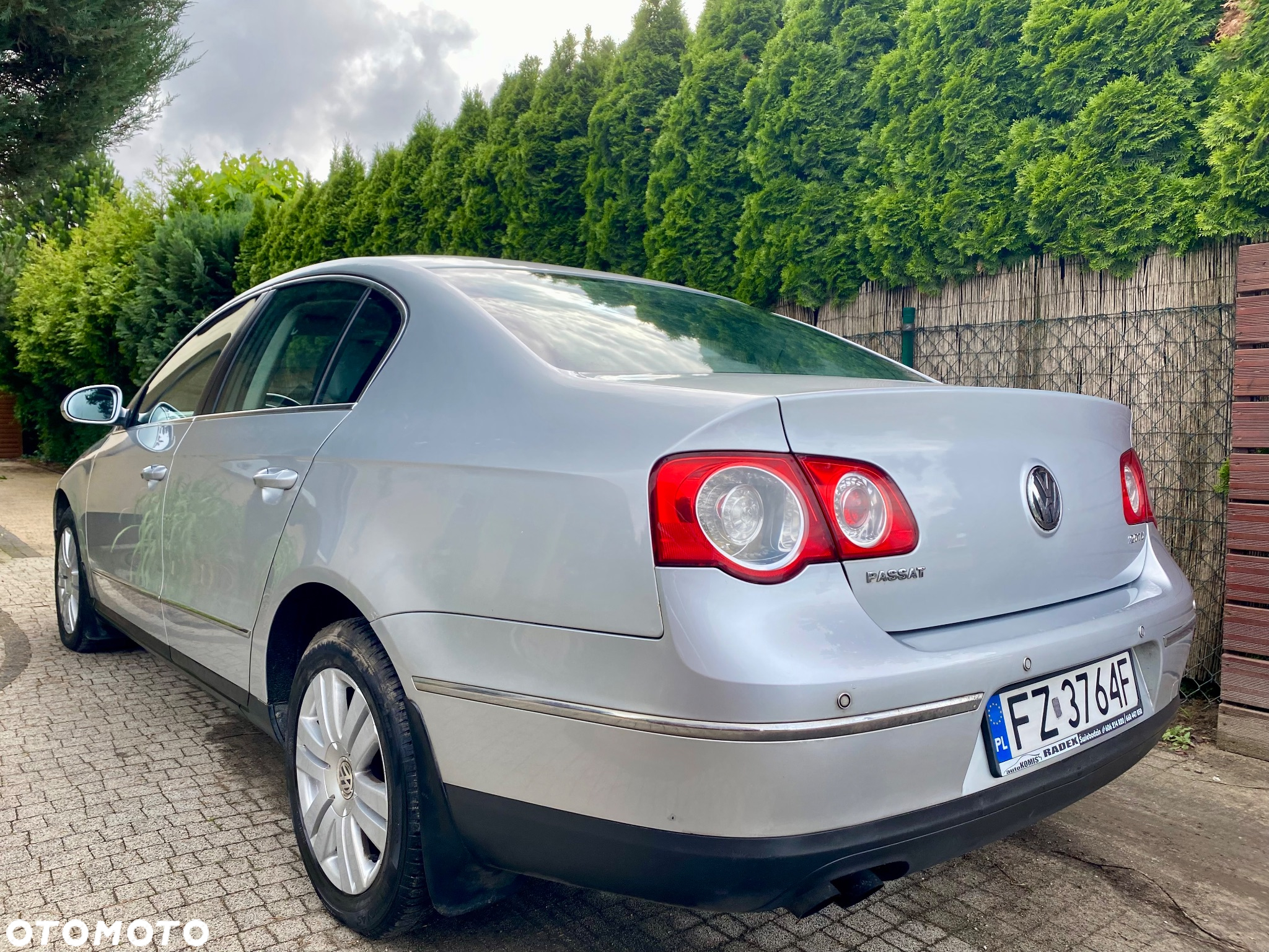 Volkswagen Passat - 7