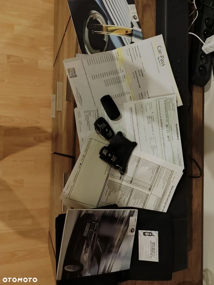 BMW Seria 3 318d - 14