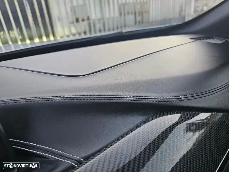 BMW M4 Auto - 34