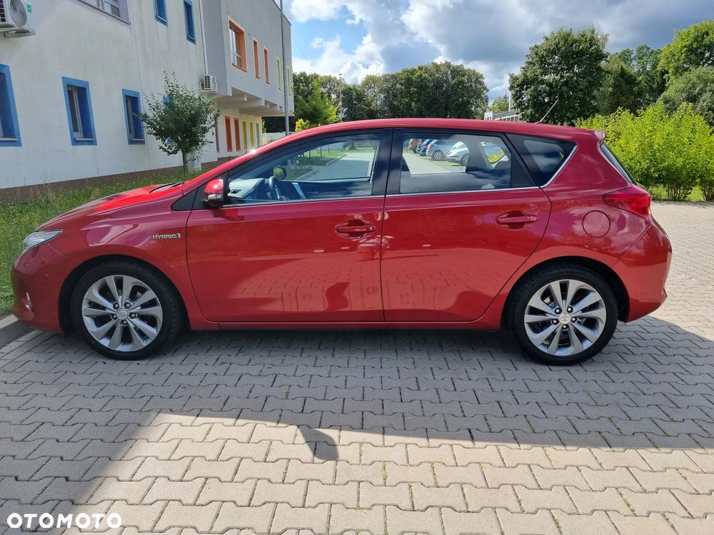 Toyota Auris 1.8 HSD Luna - 22
