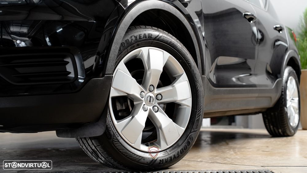 Volvo XC 40 2.0 D3 Momentum Geartronic - 3