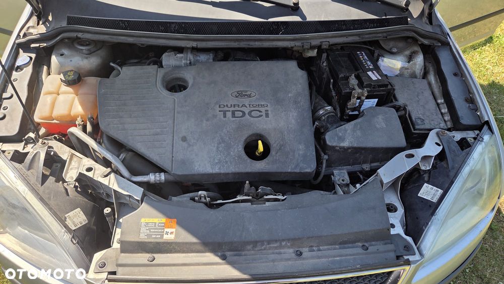 Ford Focus 1.8 TDCi Ambiente - 4