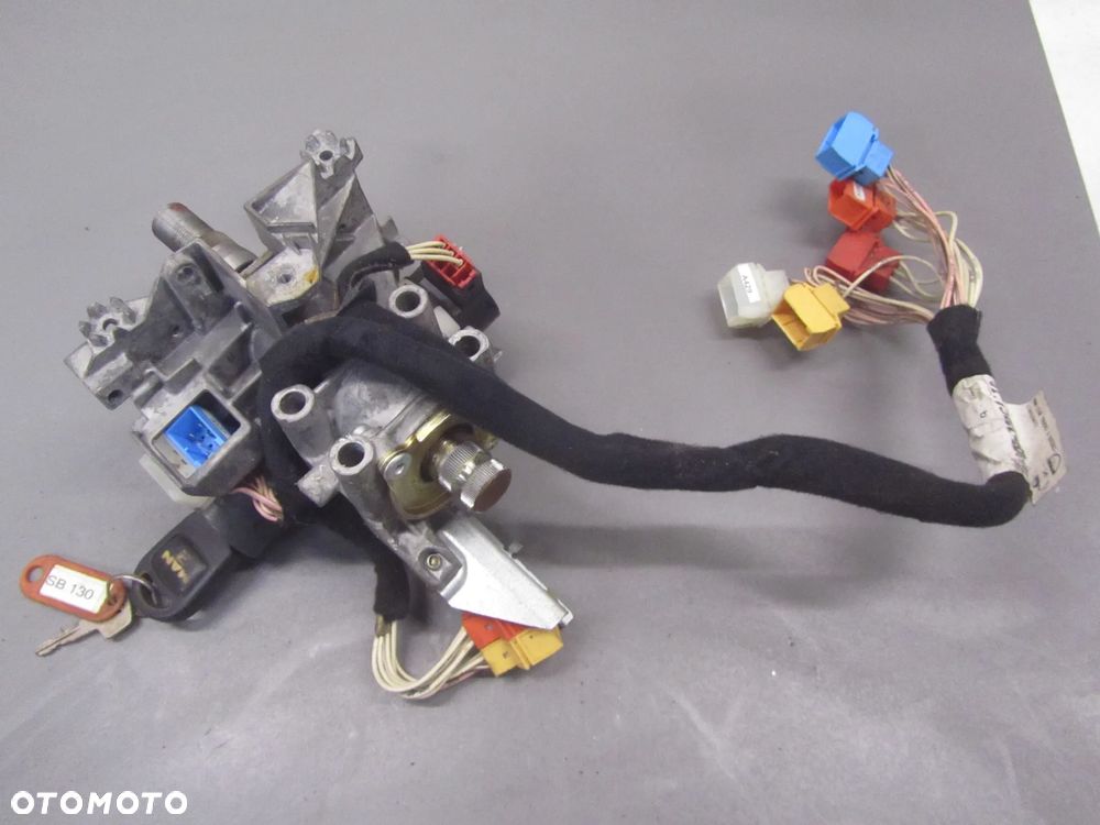 Stacyjka-Kluczyk  MAN TGA - 1