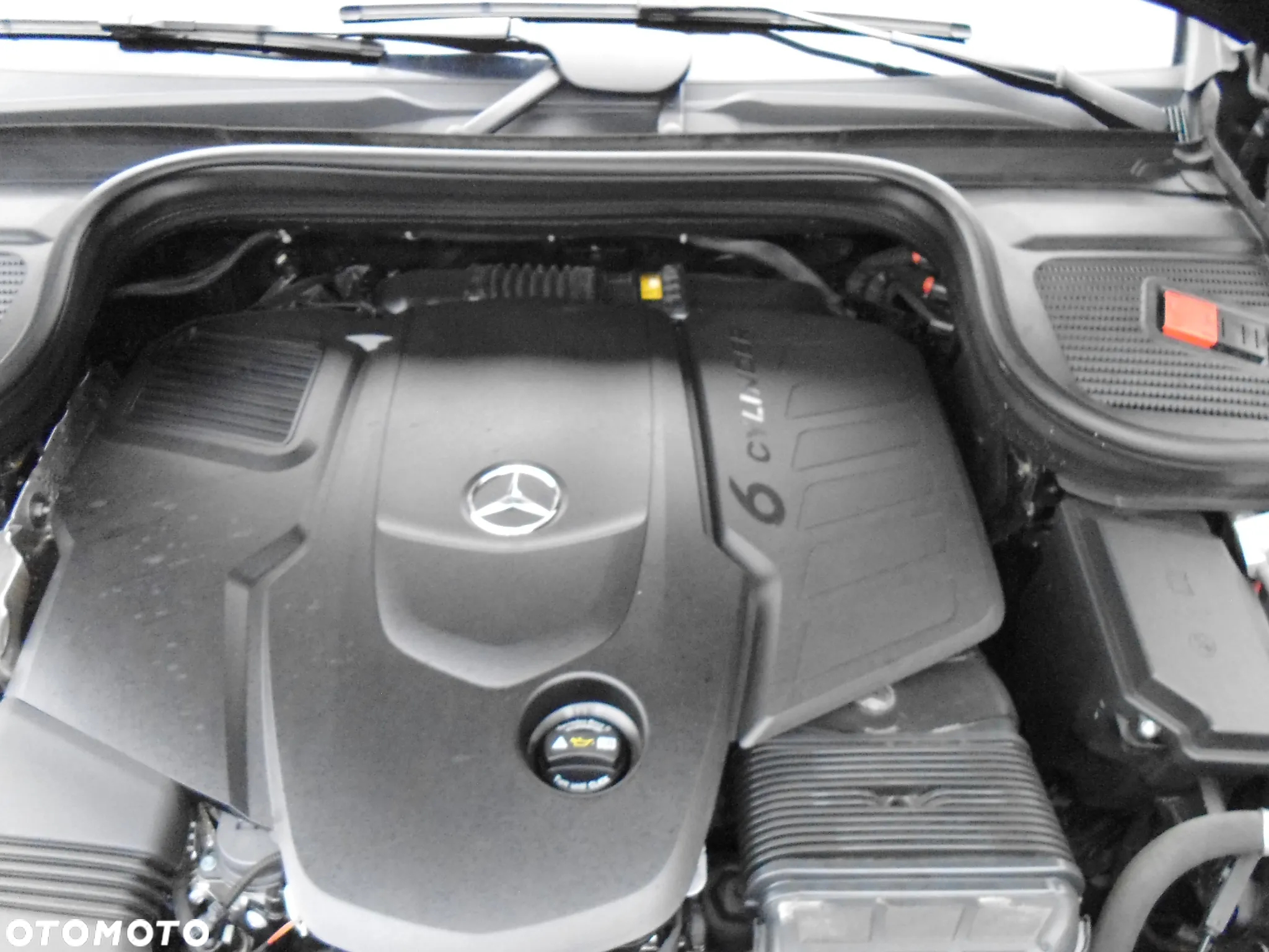Mercedes-Benz GLE - 28