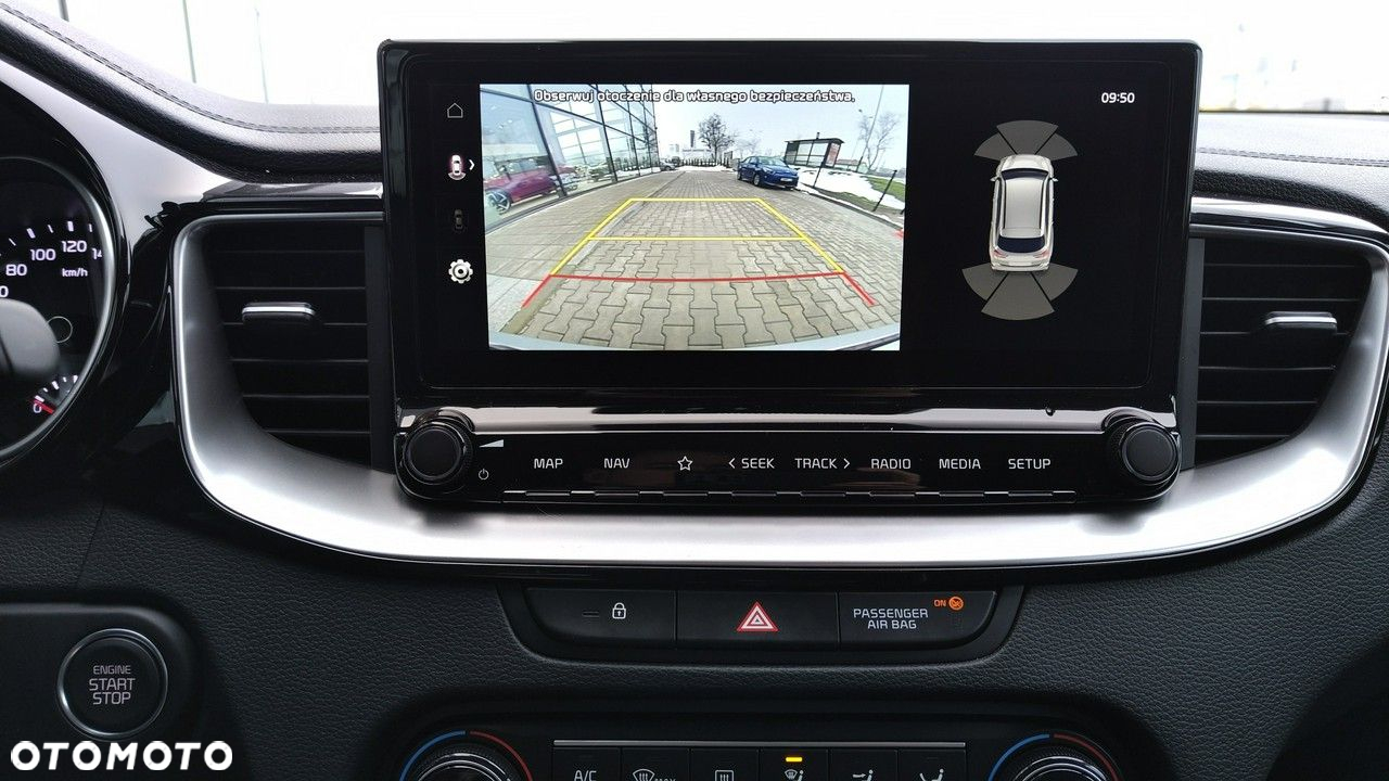 Kia Ceed - 21