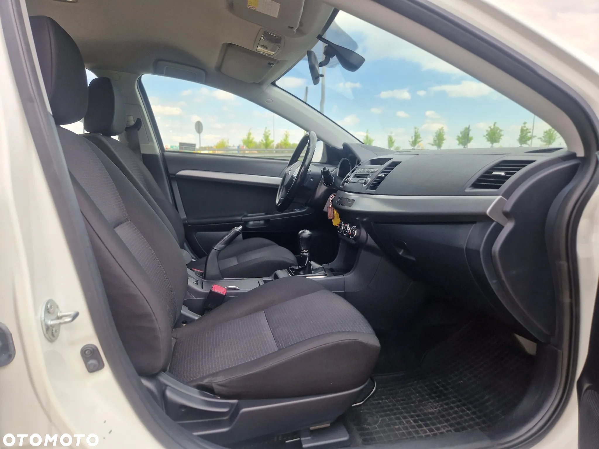 Mitsubishi Lancer 1.8 Inform - 6