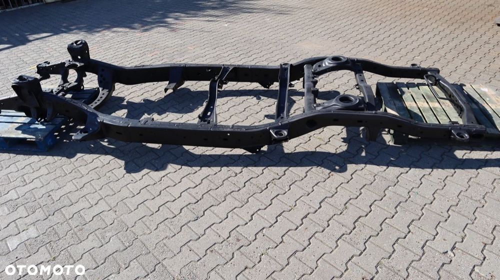 TOYOTA LAND CRUISER 200 4.5 V8 RAMA (2010/2011) - 4