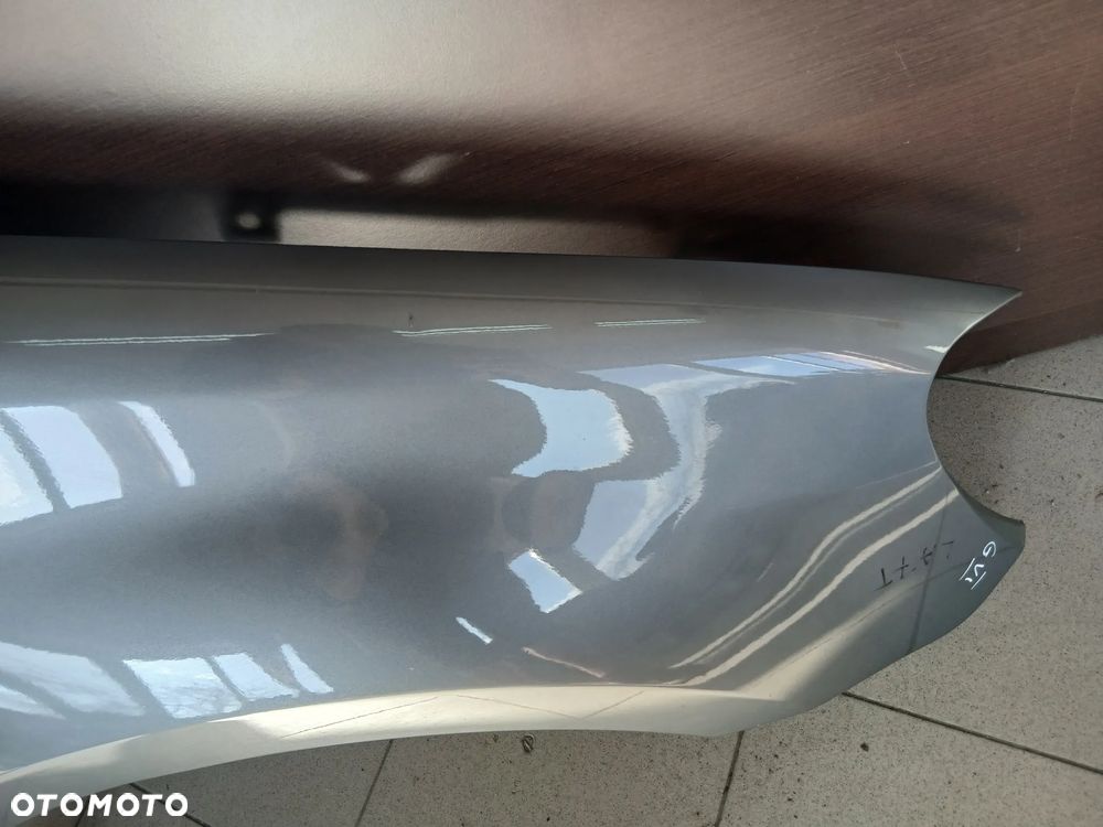 Volkswagen Golf VI Hb Błotnik Przód Przedni Prawy Kolor LA7T - 2