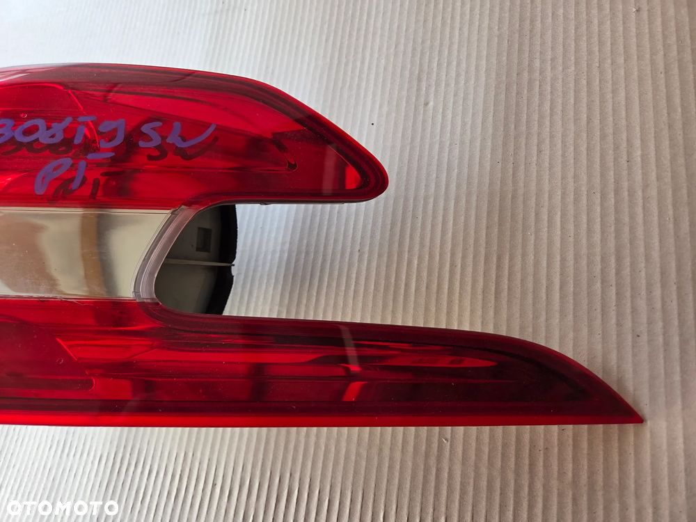 Lampa tylna prawa Peugeot 308 T9 SW - 4
