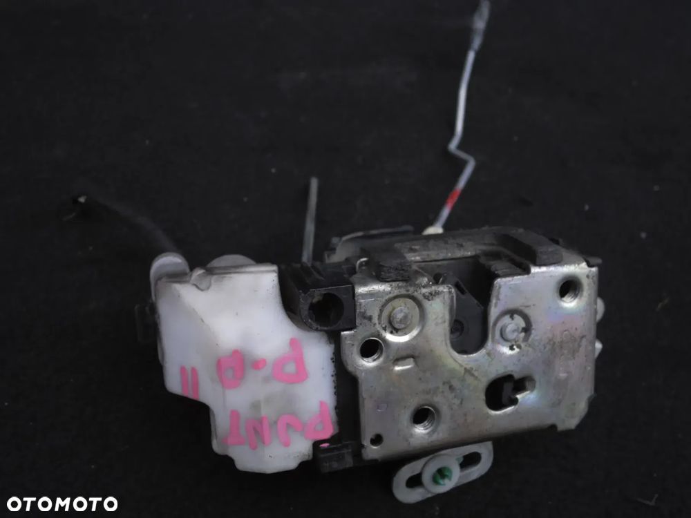 FIAT PUNTO II ZAMEK DRZWI PRAWY PRZÓD 6PIN POSIADAM 2SZT - 1