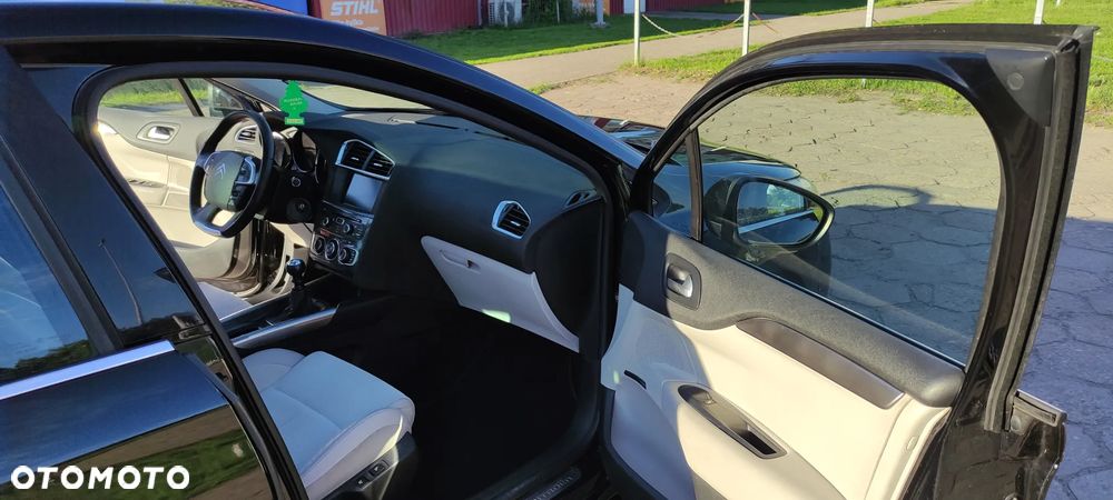 Citroën C4 2.0 HDi Exclusive - 14