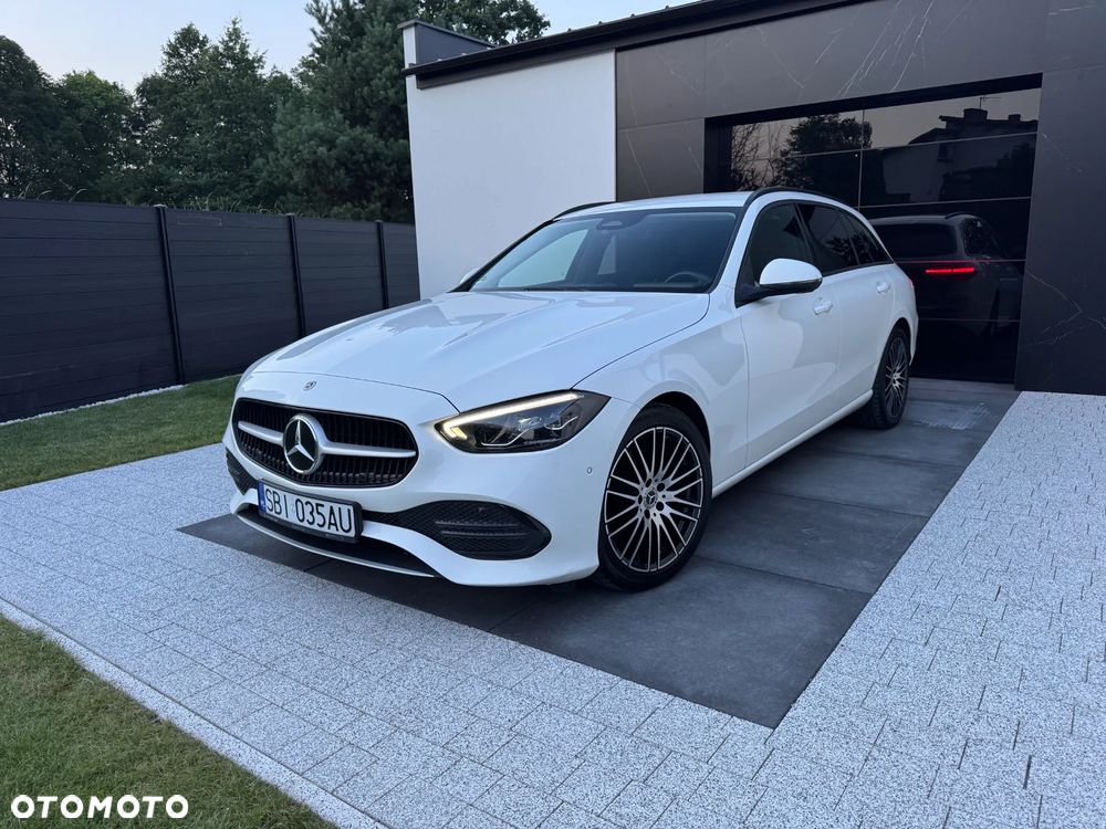 Mercedes-Benz Klasa C 200 d mHEV - 11