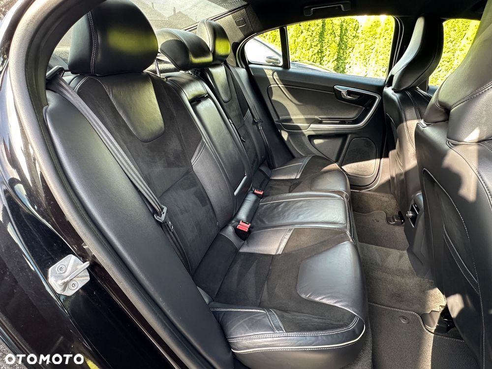 Volvo S60 D2 Drive-E R-Design Momentum - 27