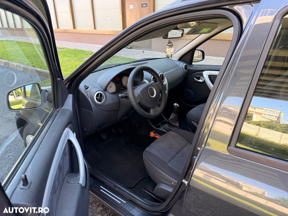 Dacia Logan MCV K90 1.6 16v Laureate - 14