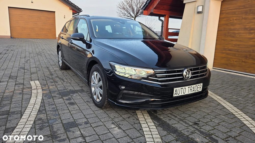 Volkswagen Passat 1.6 TDI SCR DSG Business - 1