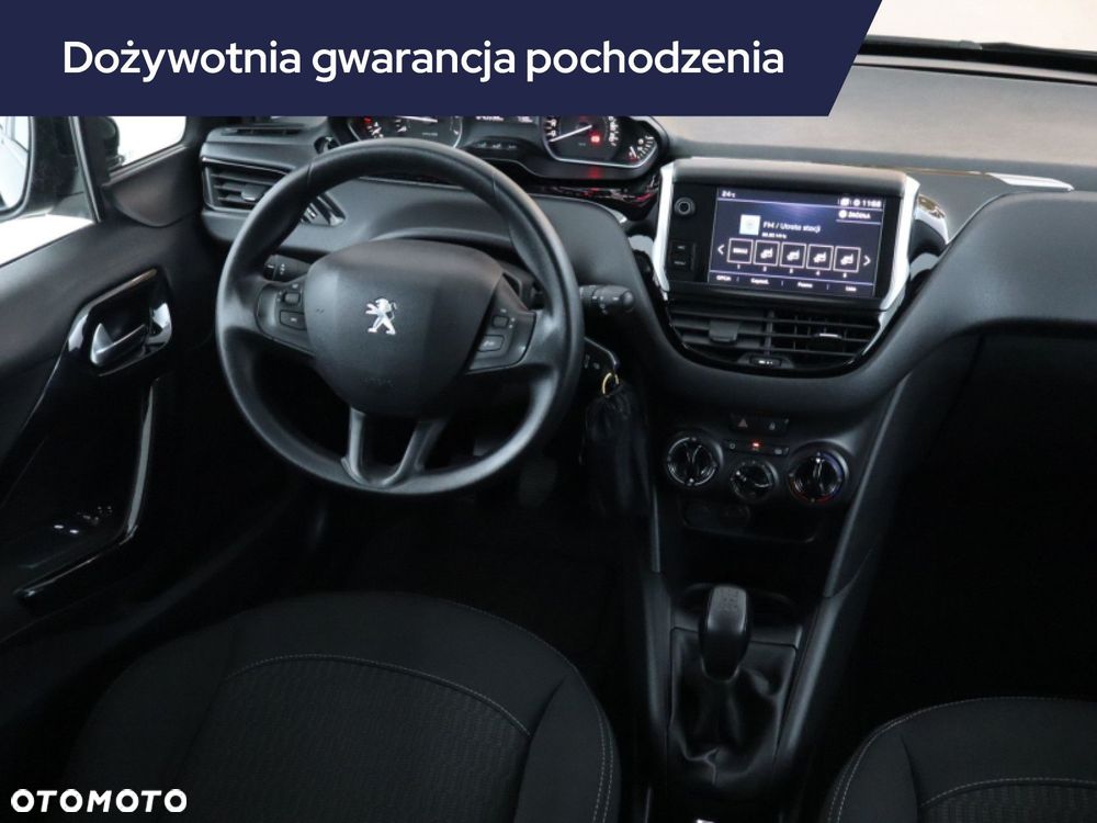 Peugeot 208 - 9