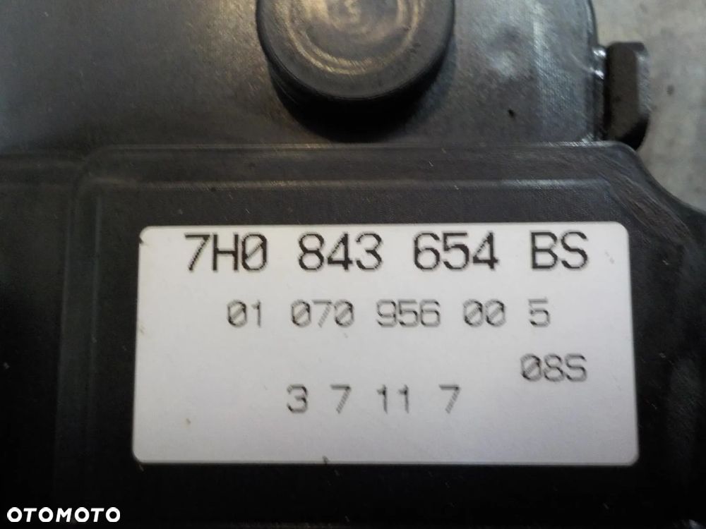 VW T5 ZAMEK DRZWI ODSUWANYCH BOCZNYCH 7H0843654BS - 2