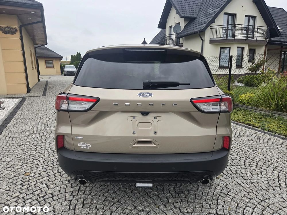 Ford Kuga - 18
