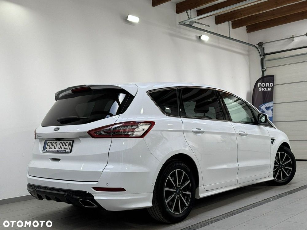 Ford S-Max - 8
