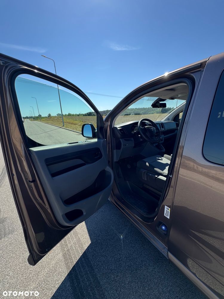 Opel Vivaro - 14