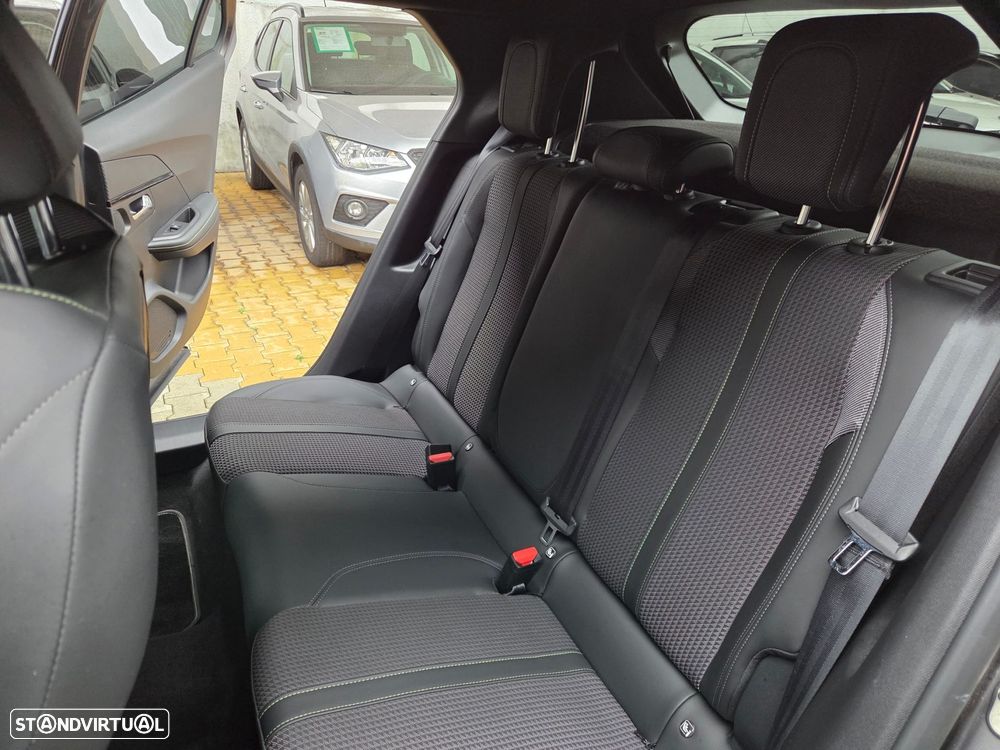 Peugeot 2008 1.5 BlueHDi GT EAT8 - 11