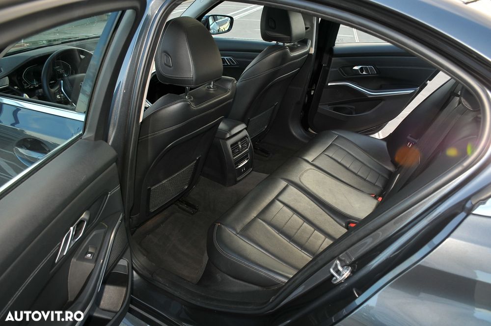 BMW Seria 3 320d xDrive AT - 6