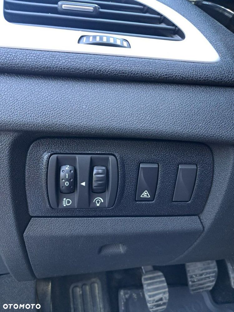Renault Megane - 30