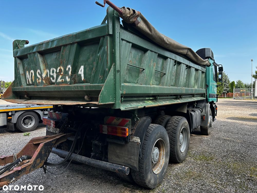 Mercedes-Benz Actros - 3