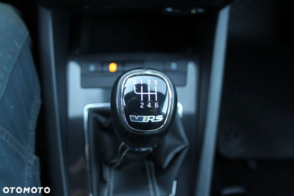 Skoda Octavia 2.0 TDI RS - 23