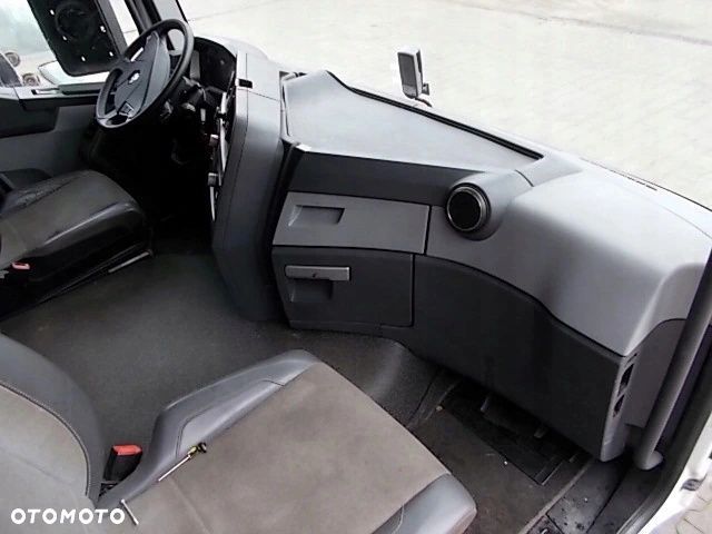 RENAULT GAMA T RANGE KOKPIT PRZEKŁADKA Z ANGLIKA - 2