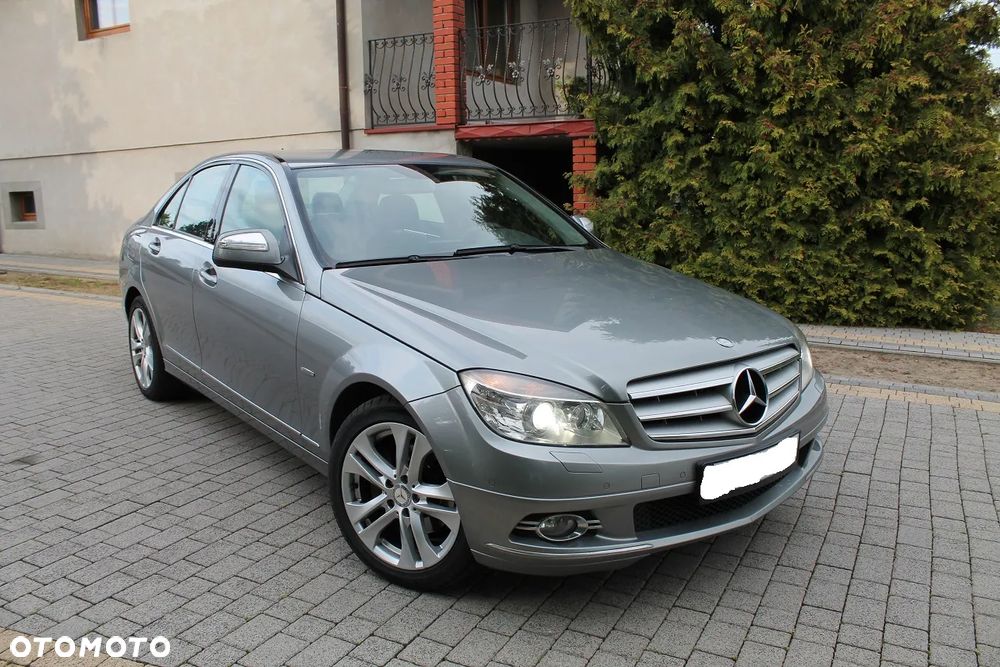 Mercedes-Benz Klasa C 220 CDI DPF Avantgarde - 2