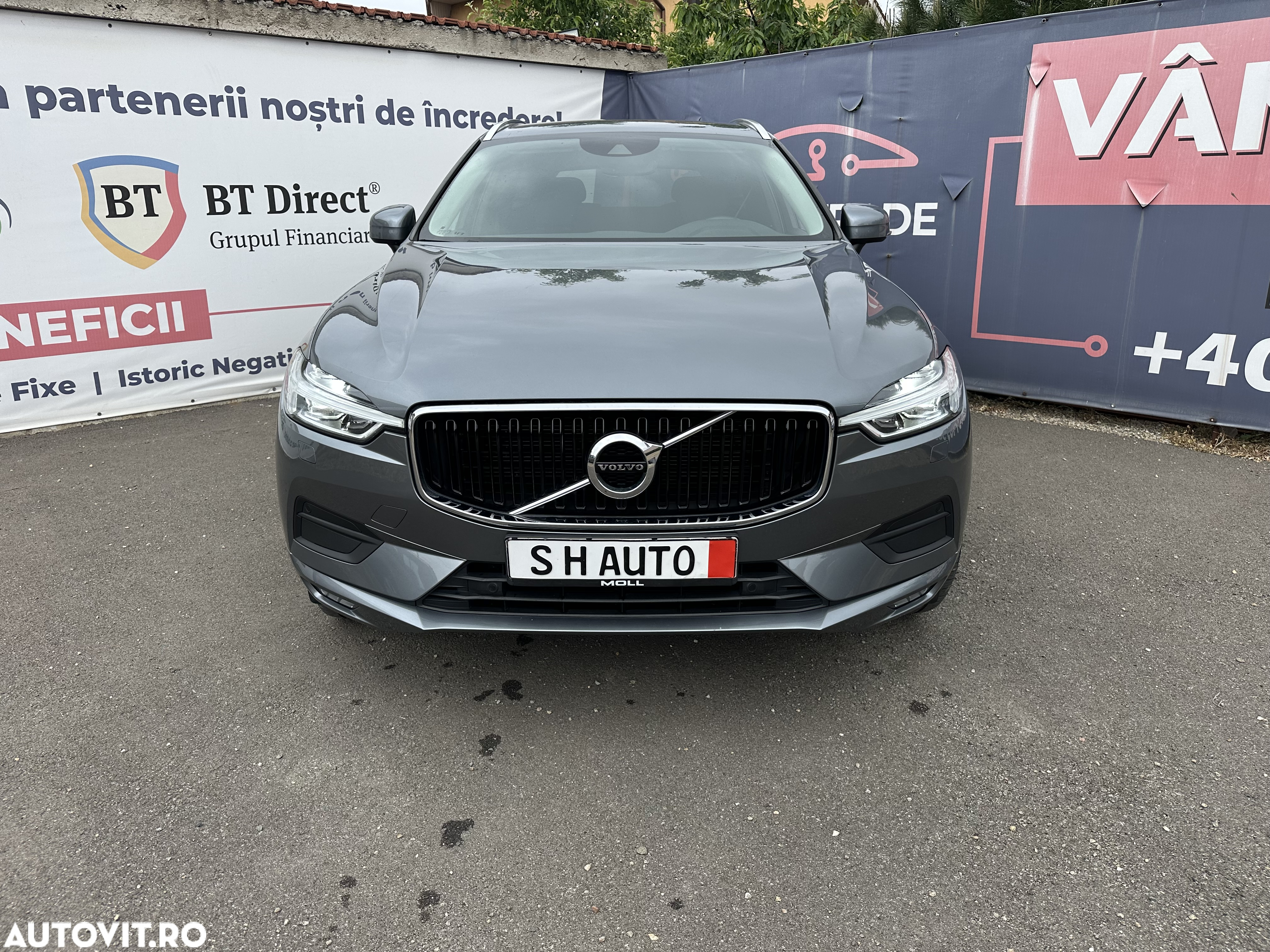 Volvo XC 60 B4 D AWD Geartronic Momentum Pro - 2