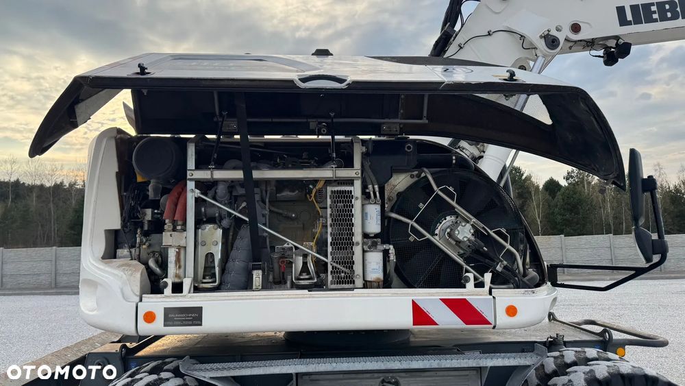Liebherr 918 compact - 17