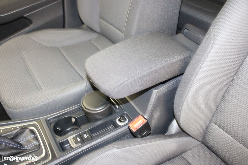 VW e-Golf AC/DC - 28