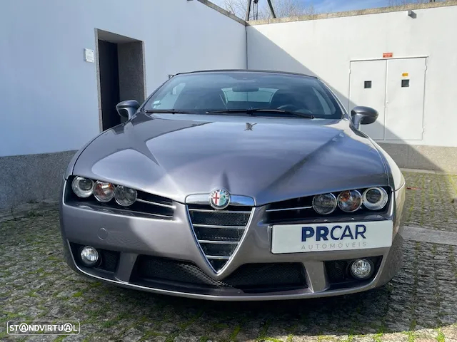 Alfa Romeo Spider - 3