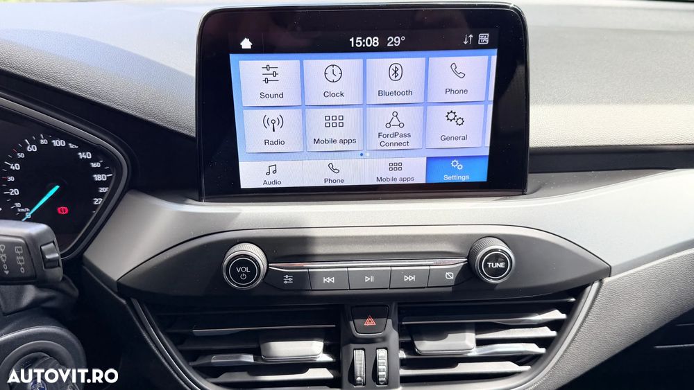 Ford Focus 1.5 EcoBlue Connected - 26