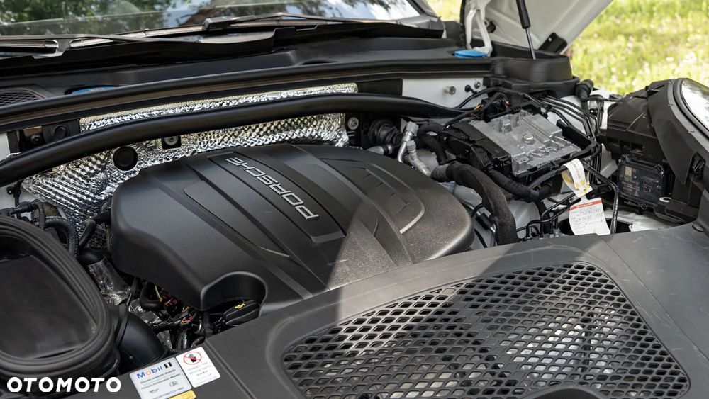 Porsche Macan - 11