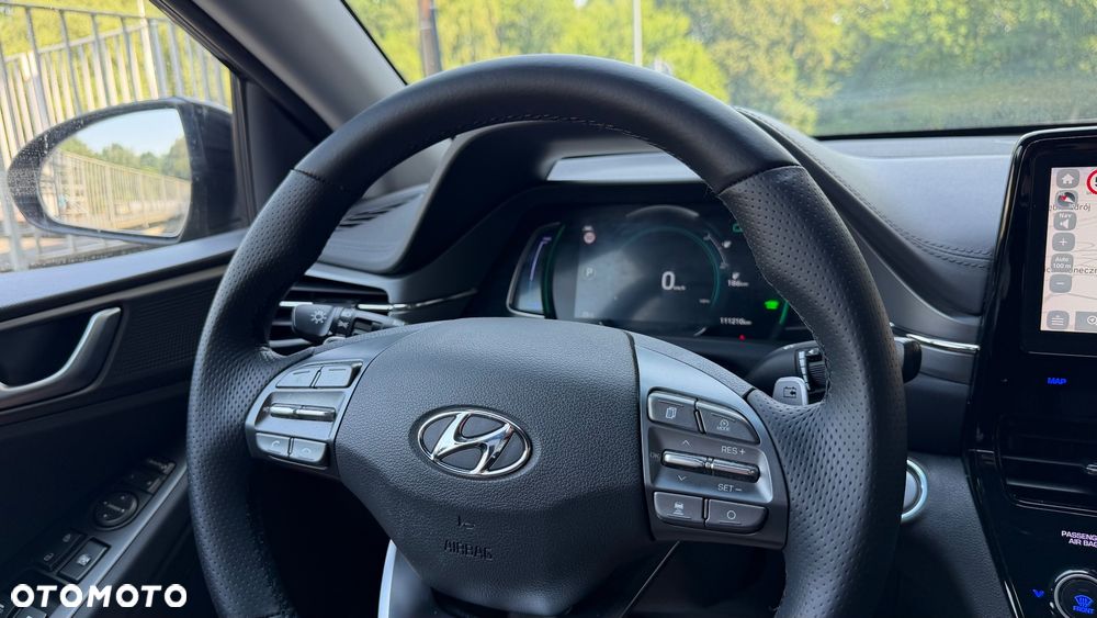 Hyundai IONIQ - 8