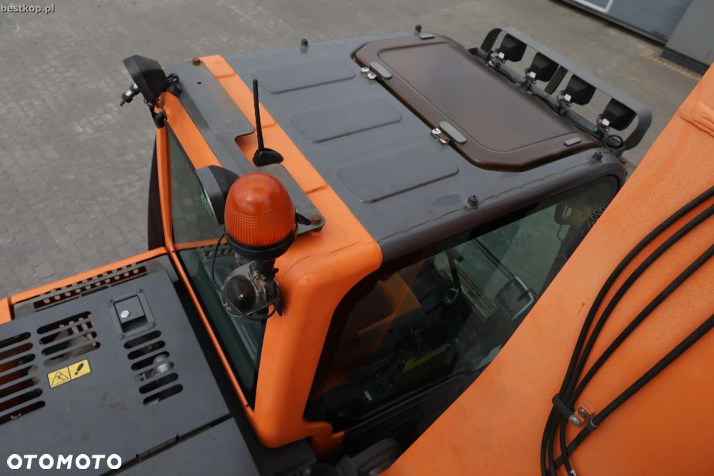 Doosan DX235LCR - 26