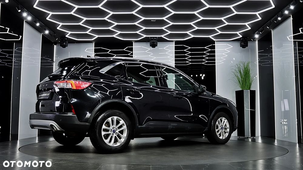 Ford Kuga - 9