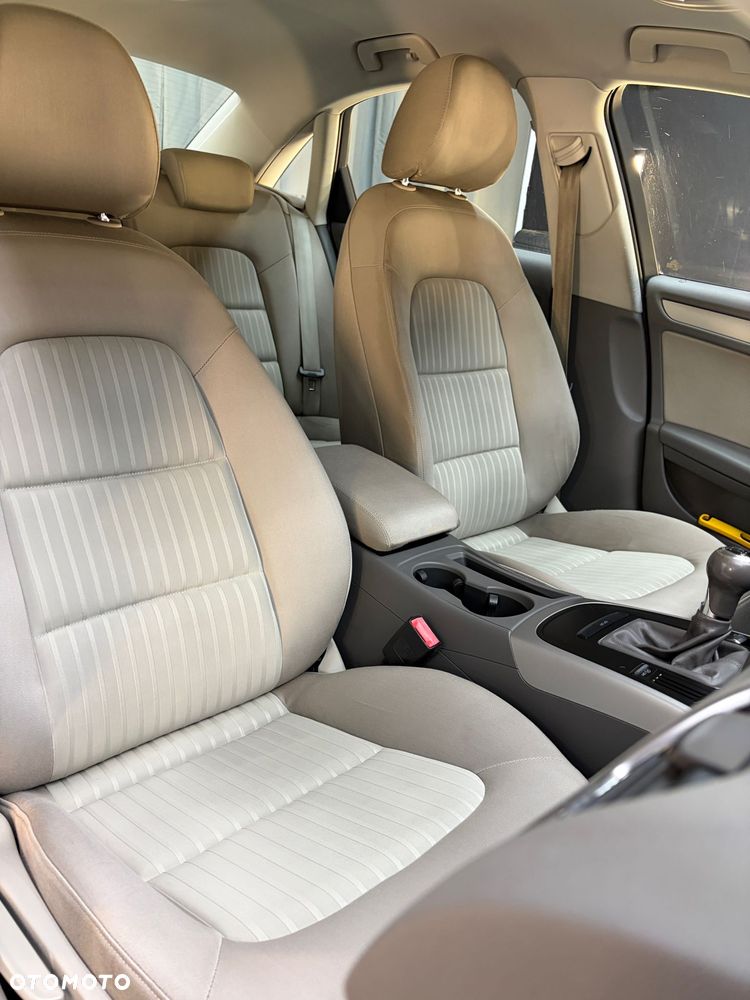 Audi A4 Limousine 2.0 TDI - 12