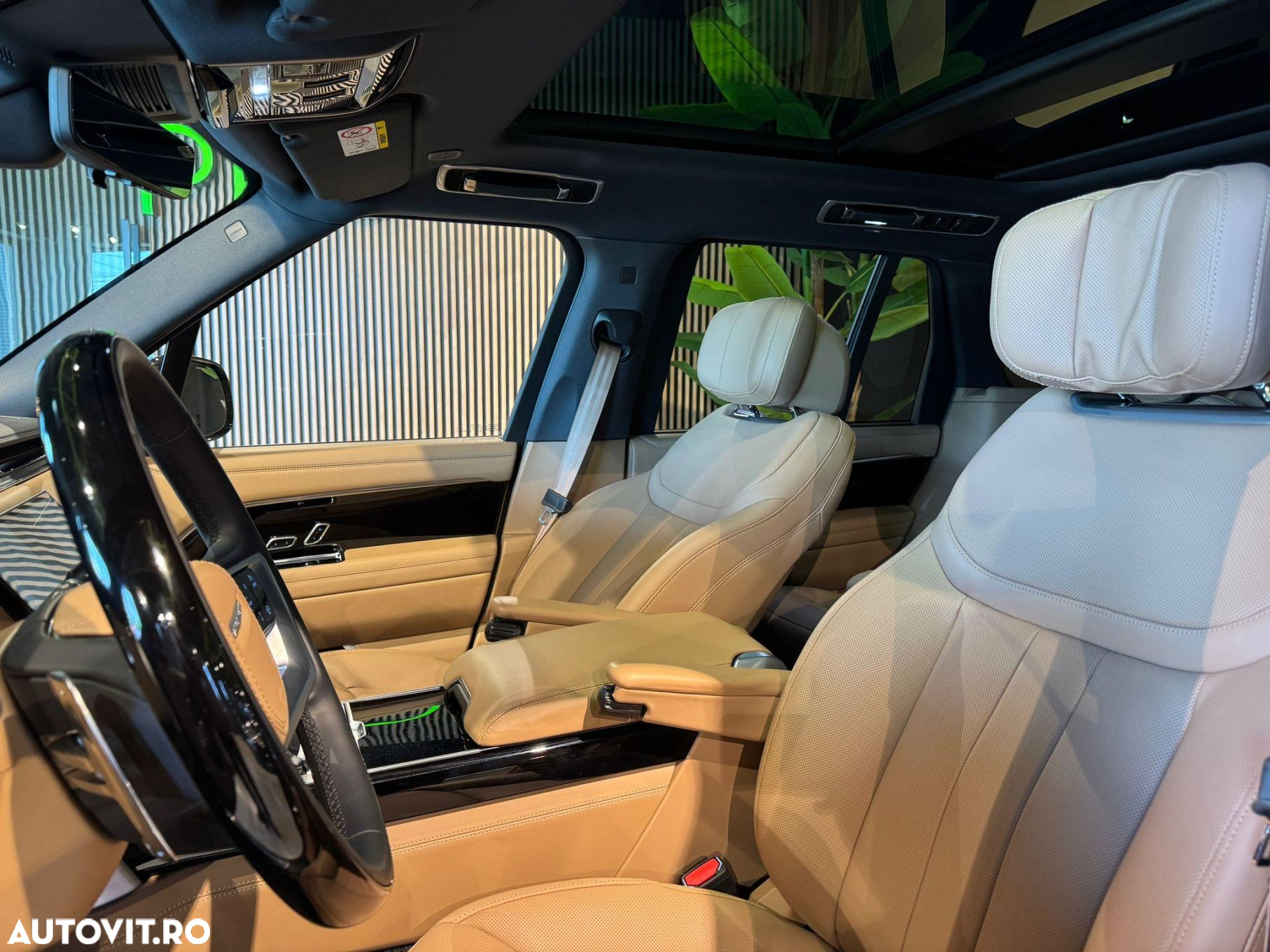 Land Rover Range Rover - 37