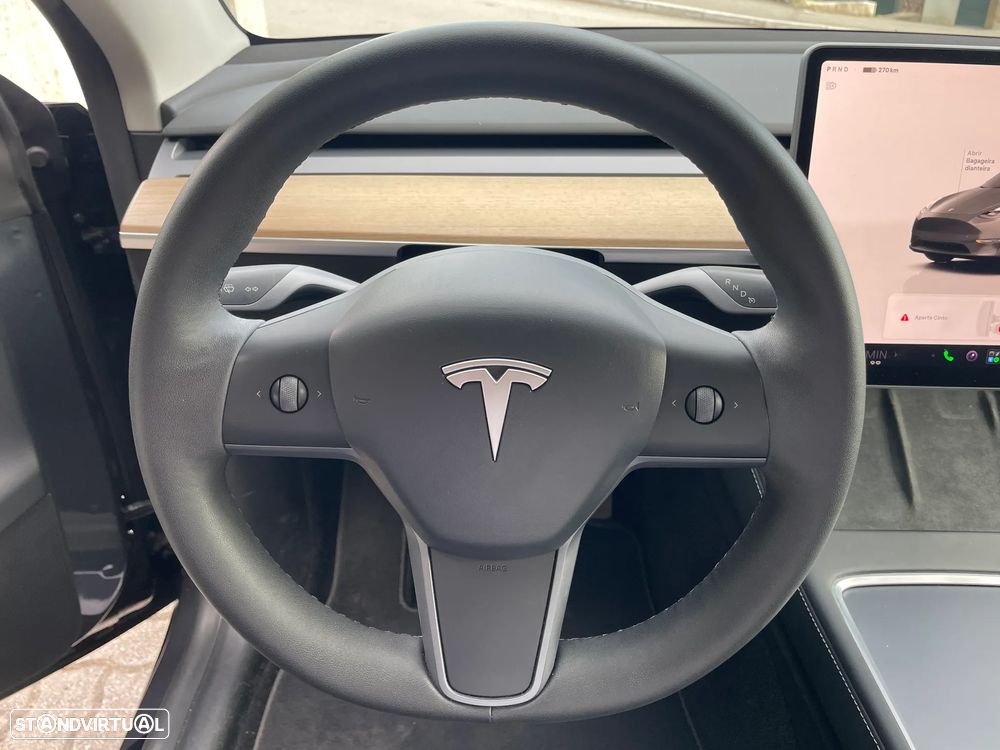 Tesla Model Y RWD - 30